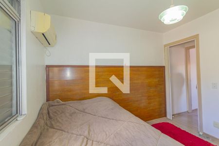 Quarto 1 de casa de condomínio à venda com 2 quartos, 80m² em Rio Branco, Canoas