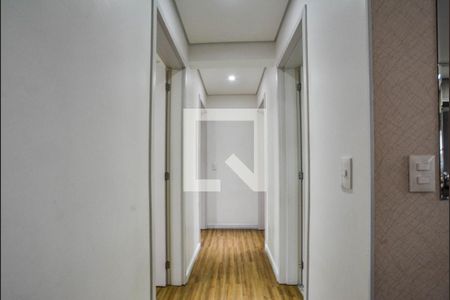 Corredor de apartamento à venda com 3 quartos, 91m² em Vila Eldizia, Santo André