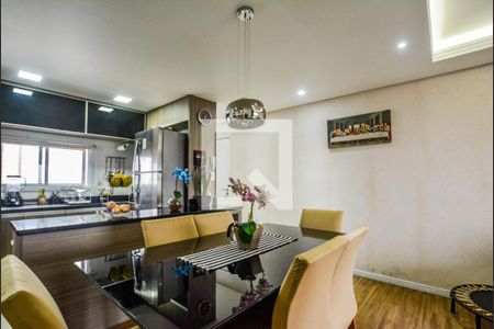 Sala de apartamento à venda com 3 quartos, 91m² em Vila Eldizia, Santo André