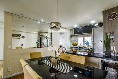 Sala de apartamento à venda com 3 quartos, 91m² em Vila Eldizia, Santo André
