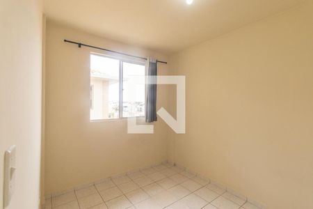 Quarto 1 de apartamento para alugar com 2 quartos, 52m² em Sítio Cercado, Curitiba
