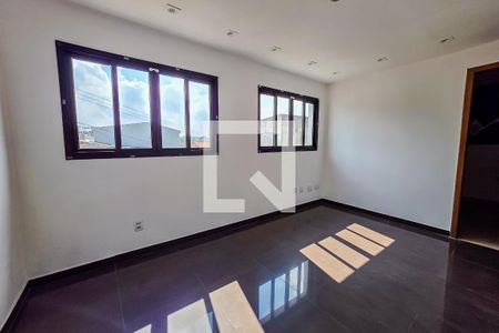 Corredor de casa para alugar com 4 quartos, 240m² em Parque das Nações, Santo André