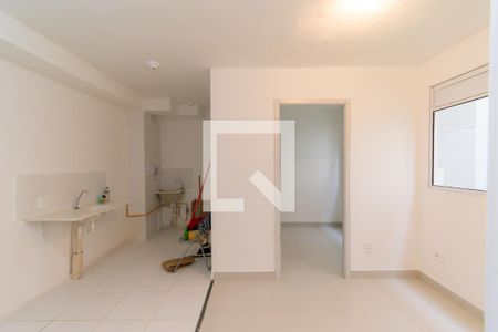 Sala de apartamento para alugar com 2 quartos, 31m² em Quinta da Paineira, São Paulo
