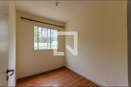 Quarto 1 de apartamento para alugar com 2 quartos, 42m² em Vila Zat, São Paulo