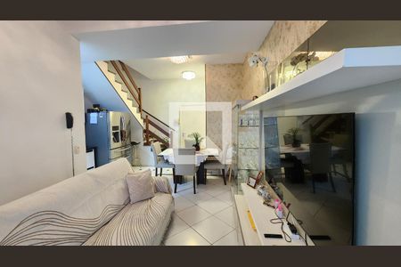 Sala de apartamento para alugar com 1 quarto, 85m² em Gonzaga, Santos