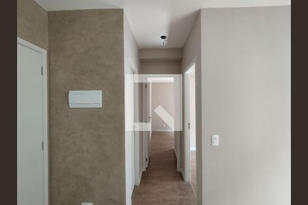 Corredor de apartamento para alugar com 2 quartos, 38m² em Vila Vermelha, São Paulo