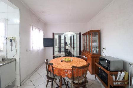 Casa à venda com 4 quartos, 291m² em Jardim Japao, São Paulo