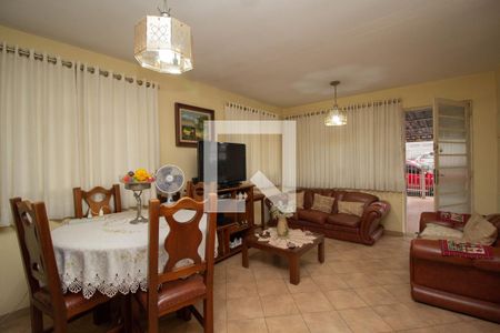 Sala de casa para alugar com 4 quartos, 530m² em Vila Pirituba, São Paulo
