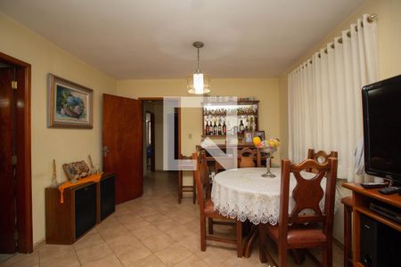 Sala de casa para alugar com 4 quartos, 530m² em Vila Pirituba, São Paulo