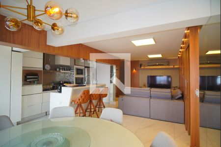 Sala de apartamento à venda com 3 quartos, 280m² em Jardim Itu, Porto Alegre