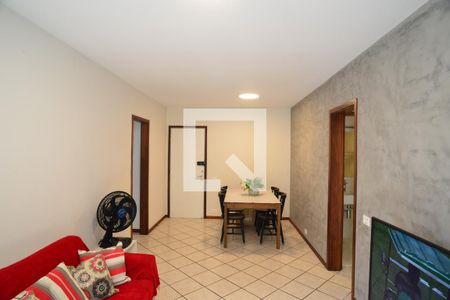 Sala de apartamento para alugar com 1 quarto, 54m² em Barra da Tijuca, Rio de Janeiro