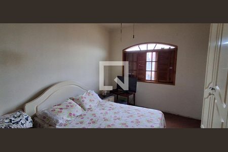 Suíte 1 de casa à venda com 3 quartos, 212m² em Conjunto Residencial Natalia, São Bernardo do Campo