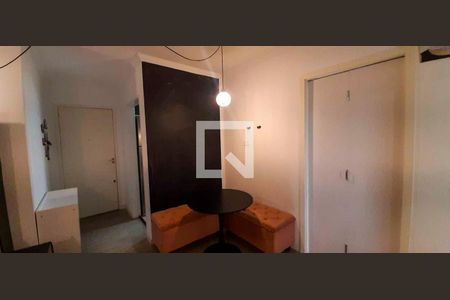 Sala de apartamento para alugar com 3 quartos, 54m² em Bussocaba, Osasco