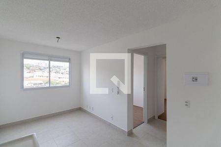 Sala/Cozinha de apartamento à venda com 2 quartos, 60m² em Vila Carmosina, São Paulo