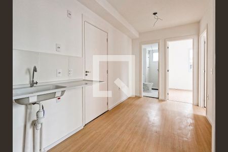 Sala/Cozinha de apartamento à venda com 2 quartos, 35m² em Vila Pereira Barreto, São Paulo