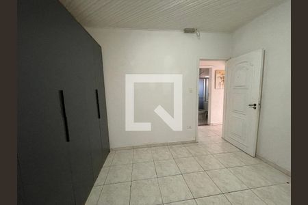 Quarto 2 de casa para alugar com 2 quartos, 75m² em Jardim Rosalina, Cotia