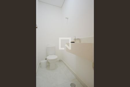 Lavabo de casa para alugar com 3 quartos, 160m² em Penha de França, São Paulo