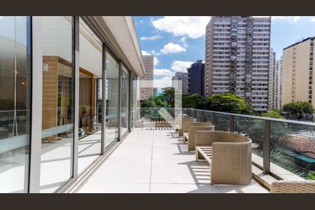 Apartamento à venda com 2 quartos, 72m² em Indianópolis, São Paulo