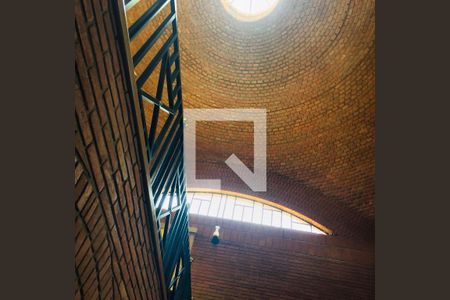 Casa à venda com 3 quartos, 480m² em Sousas, Campinas