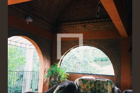 Casa à venda com 3 quartos, 480m² em Sousas, Campinas