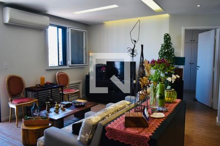 Sala de apartamento à venda com 2 quartos, 135m² em Mirandópolis , São Paulo