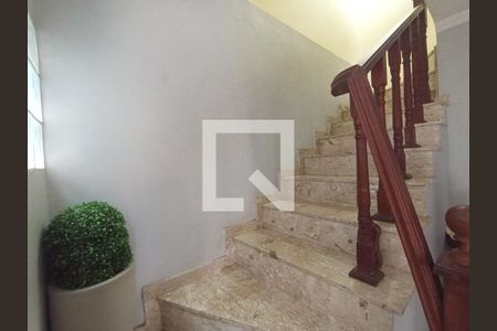 Casa para alugar com 4 quartos, 500m² em Parque Sao Luis, São Paulo
