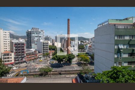 Sala Vista de apartamento à venda com 3 quartos, 130m² em Tijuca, Rio de Janeiro