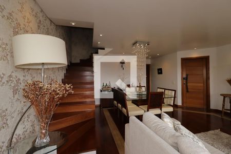 Sala de apartamento para alugar com 3 quartos, 168m² em Vila Bastos, Santo André