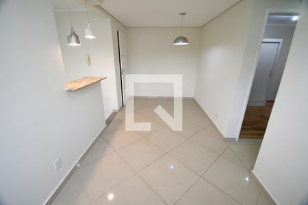 Sala de apartamento para alugar com 3 quartos, 57m² em Fazenda Santa Cândida, Campinas
