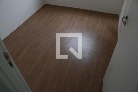 Quarto 2 de apartamento para alugar com 2 quartos, 55m² em Parque Industrial Tomas Edson, São Paulo