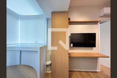 Sala/Cozinha de apartamento para alugar com 1 quarto, 30m² em Vila Olímpia, São Paulo