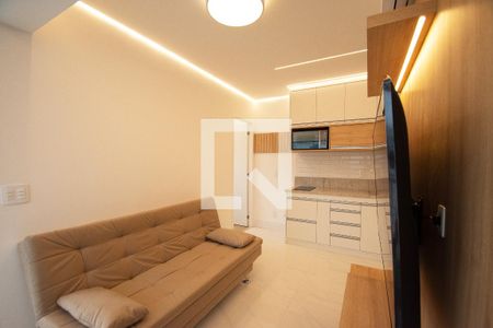Sala de estar de apartamento à venda com 1 quarto, 44m² em Pinheiros, São Paulo