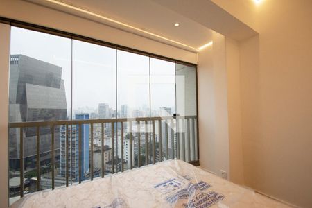 quarto  de apartamento à venda com 1 quarto, 44m² em Pinheiros, São Paulo