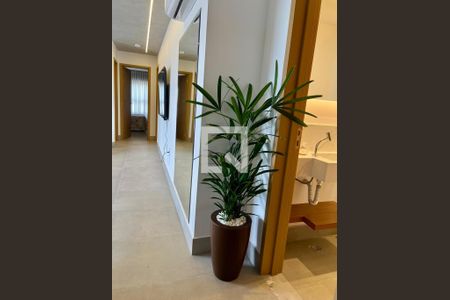 Lavabo de apartamento para alugar com 3 quartos, 97m² em Setor Bueno, Goiânia