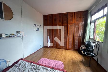 Quarto de casa para alugar com 3 quartos, 165m² em Jardim Primavera, Duque de Caxias