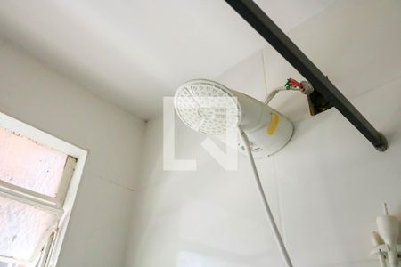 Banheiro Social de kitnet/studio para alugar com 1 quarto, 50m² em Piedade, Rio de Janeiro