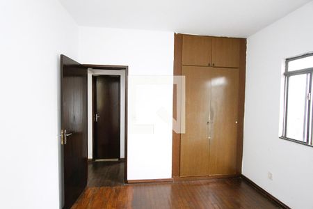 Quarto 1 de apartamento para alugar com 2 quartos, 50m² em Sagrada Família, Belo Horizonte