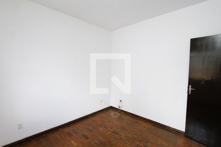 Quarto 1 de apartamento para alugar com 2 quartos, 50m² em Sagrada Família, Belo Horizonte
