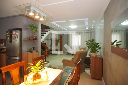 Sala de casa à venda com 3 quartos, 220m² em Jardim Sabará, Porto Alegre