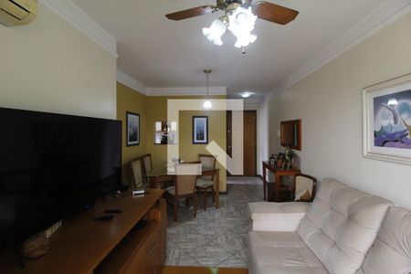 Sala de apartamento à venda com 2 quartos, 70m² em Jardim Carvalho, Porto Alegre
