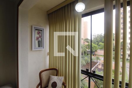 Varanda gourmet de apartamento à venda com 2 quartos, 70m² em Jardim Carvalho, Porto Alegre