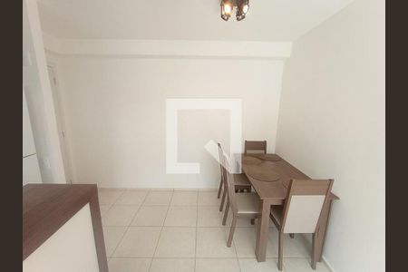 Sala de apartamento à venda com 3 quartos, 57m² em Barra Olímpica, Rio de Janeiro