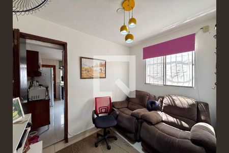Sala  de casa à venda com 4 quartos, 180m² em Jardim Petropolis, São Paulo