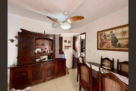 Sala  de casa à venda com 4 quartos, 180m² em Jardim Petropolis, São Paulo