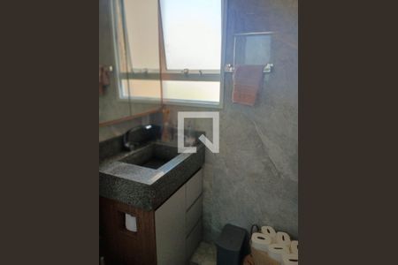 Banheiro de apartamento à venda com 2 quartos, 47m² em Penha de França, São Paulo