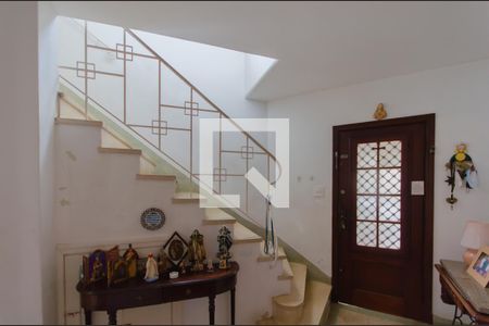 Hall de entrada de casa à venda com 3 quartos, 200m² em Vila Mariana, São Paulo