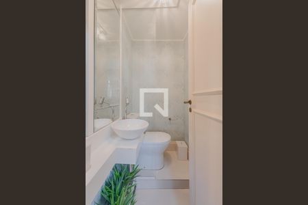 Lavabo de apartamento para alugar com 3 quartos, 108m² em Cerqueira César, São Paulo