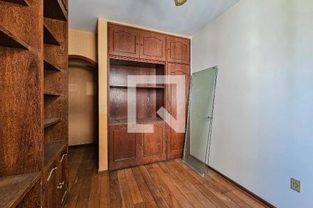 Quarto  de apartamento à venda com 4 quartos, 180m² em Lourdes, Belo Horizonte