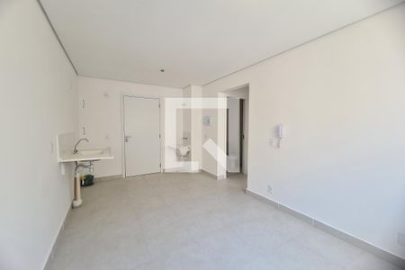 Sala/Cozinha de apartamento para alugar com 2 quartos, 33m² em Vila Graciosa, São Paulo