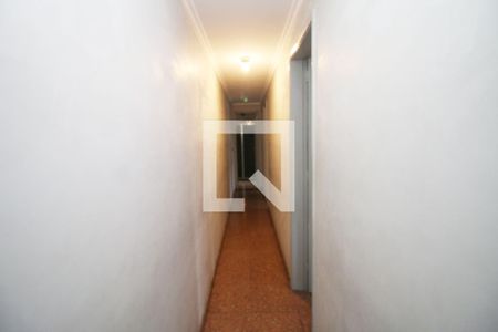 Corredor de apartamento à venda com 3 quartos, 100m² em Vila da Penha, Rio de Janeiro